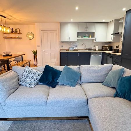 Sound Of The Sea - Penthouse In Portrush Lejlighed Eksteriør billede