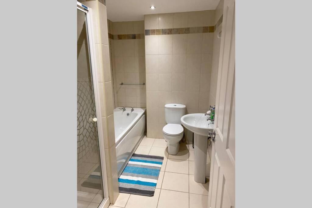 Sound Of The Sea - Penthouse In Portrush Lejlighed Eksteriør billede